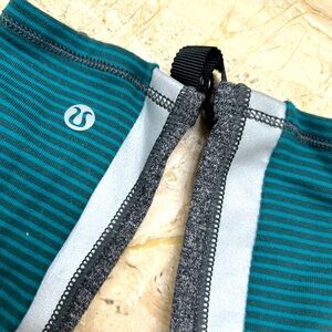 Lululemon Running Gloves - Size S/M